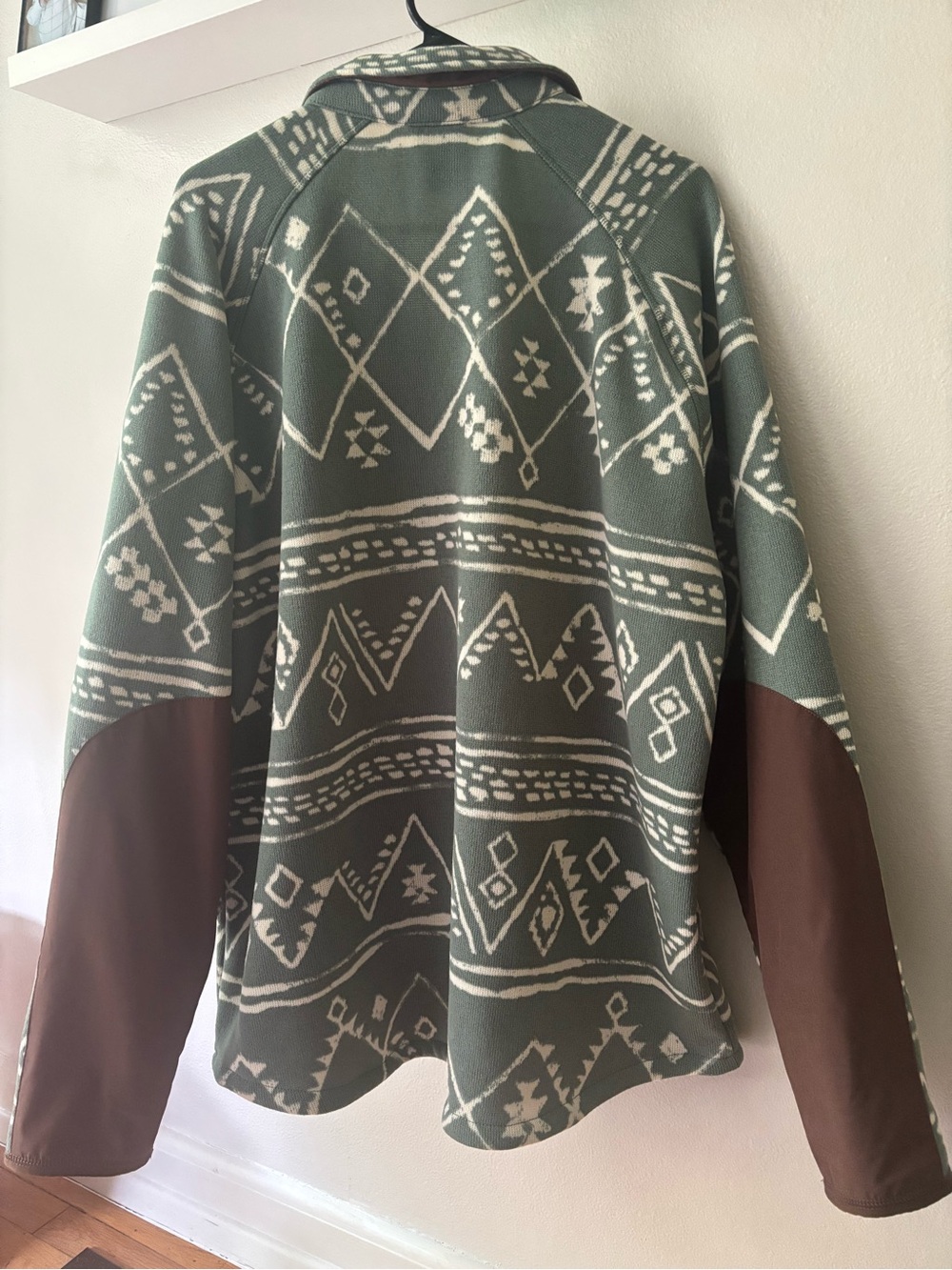 The North Face Fleece Jacket - Sage Green & Brown Trim - Picture 5 of 11